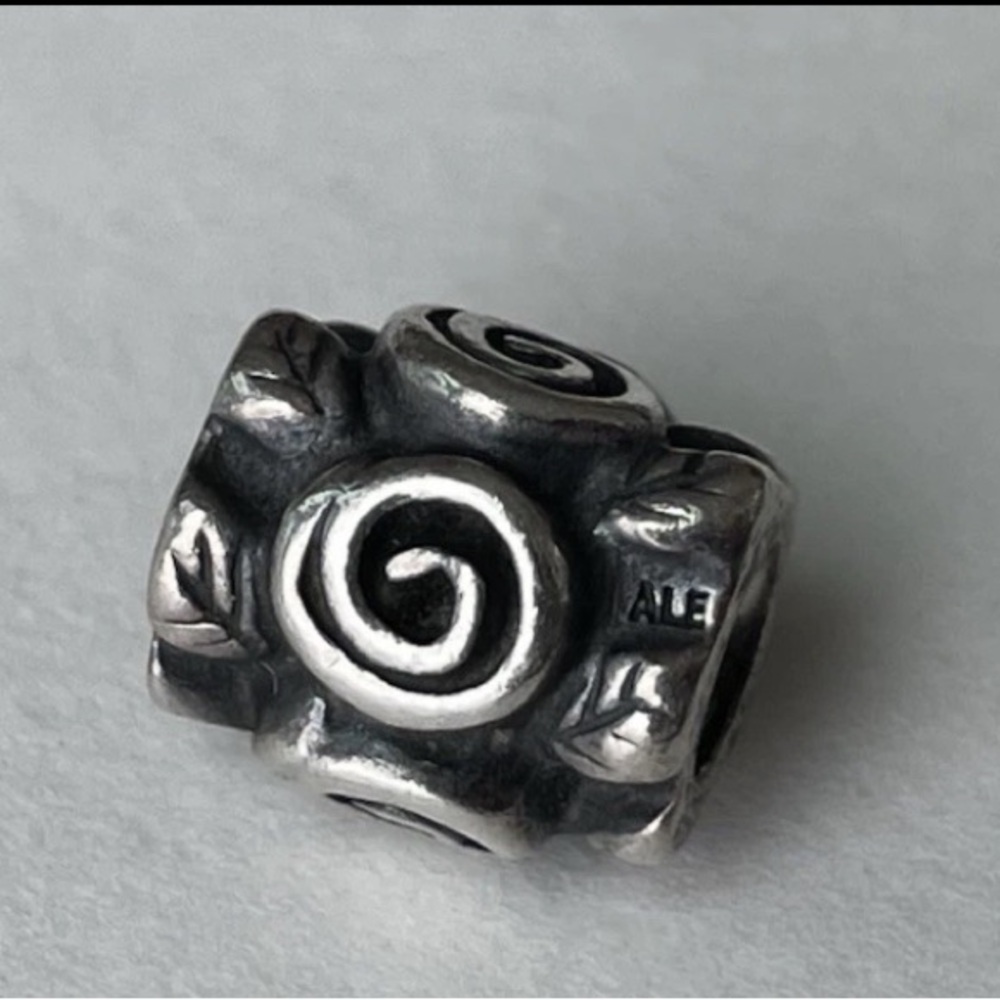 Pandora Retired Sterling Silver Rose Leaf Charm 790136, Retired Flower Bouquet